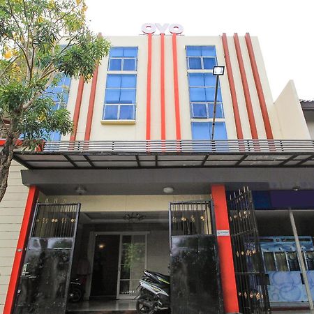 Super Oyo Capital O 175 K-60 Residence Surabaya Ngoại thất bức ảnh