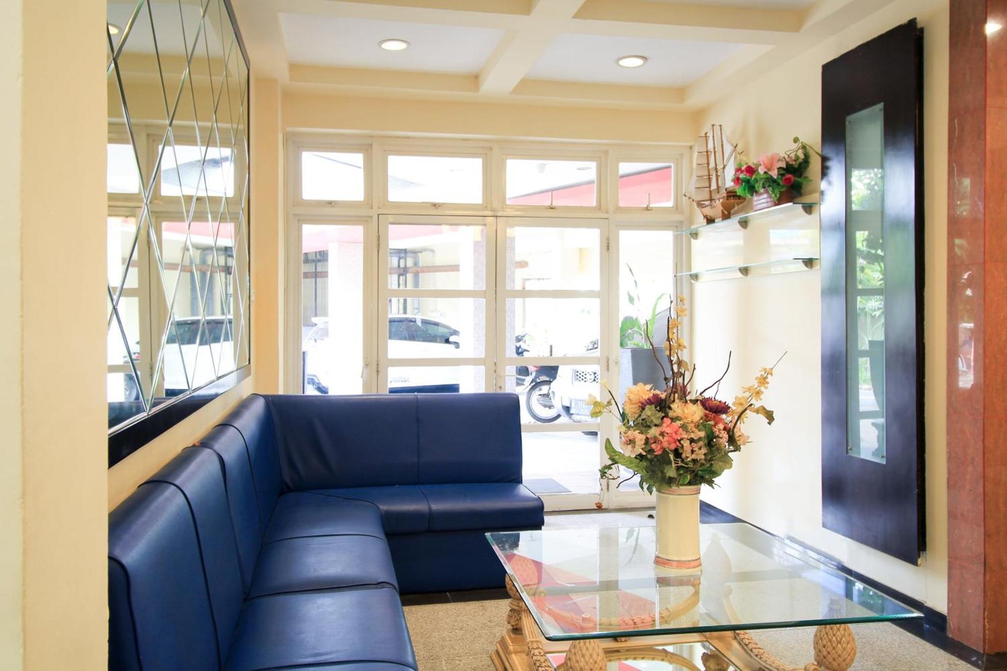 Super Oyo Capital O 175 K-60 Residence Surabaya Ngoại thất bức ảnh