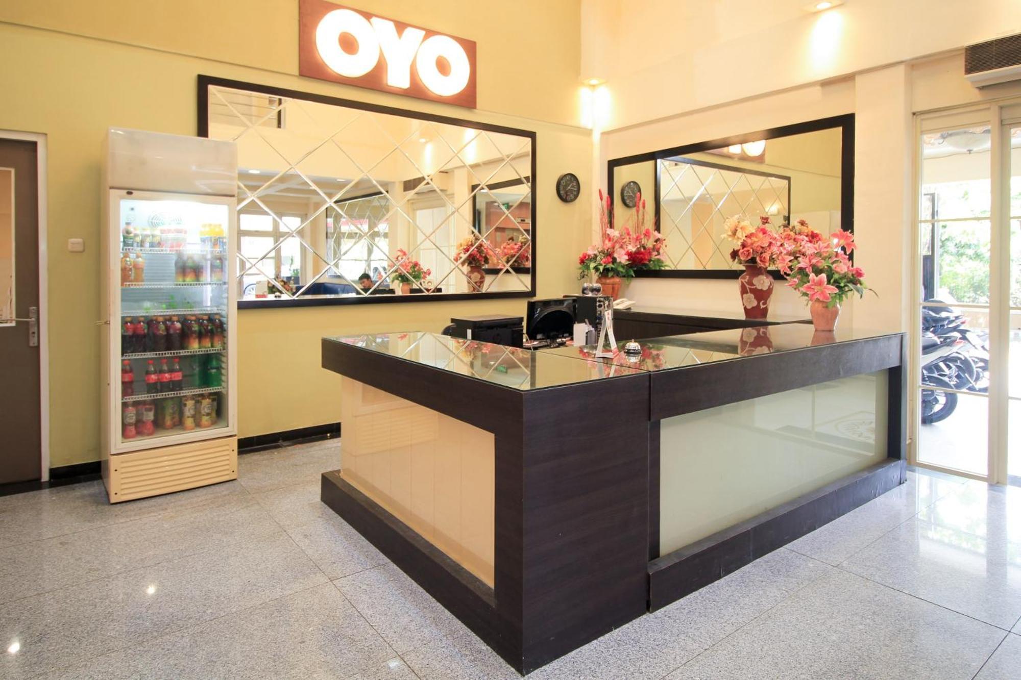 Super Oyo Capital O 175 K-60 Residence Surabaya Ngoại thất bức ảnh
